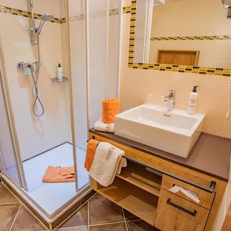 Forsterhof * رامساو أم داتشستين