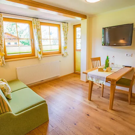 Forsterhof رامساو أم داتشستين