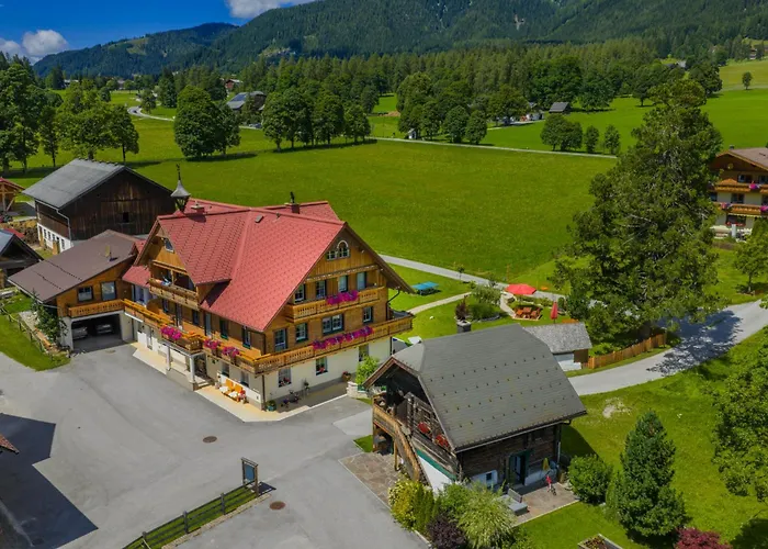 Forsterhof Farm stay Ramsau am Dachstein